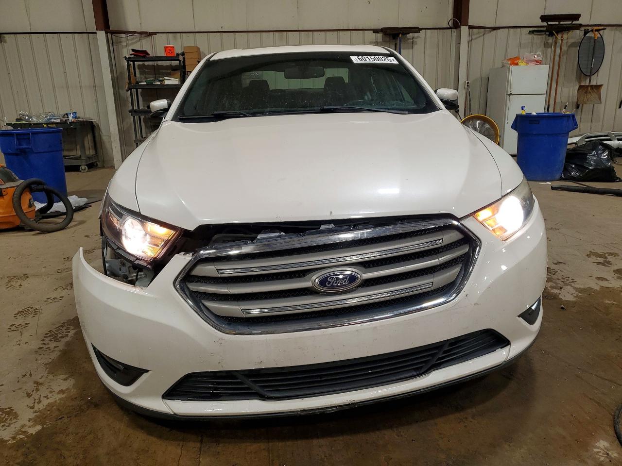 2015 FORD TAURUS