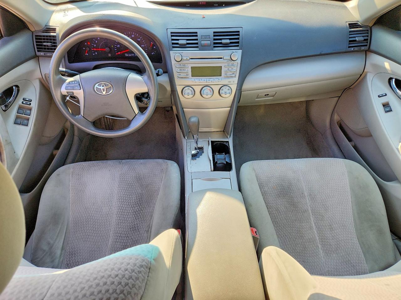 2010 TOYOTA CAMRY