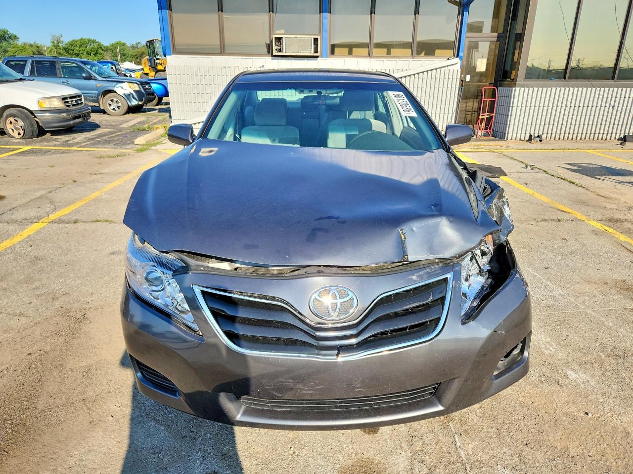 2010 TOYOTA CAMRY