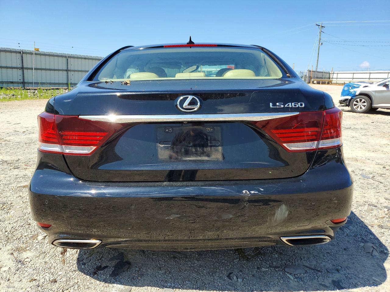 2013 LEXUS LS460