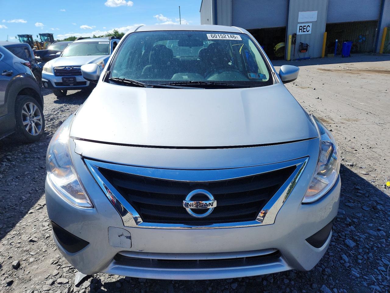 2019 NISSAN VERSA