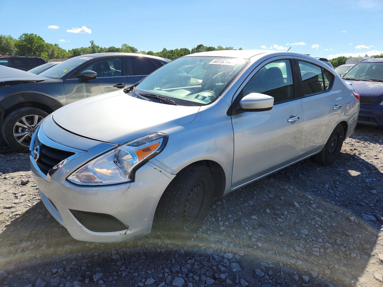 2019 NISSAN VERSA