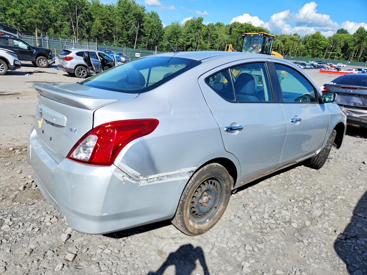 2019 NISSAN VERSA
