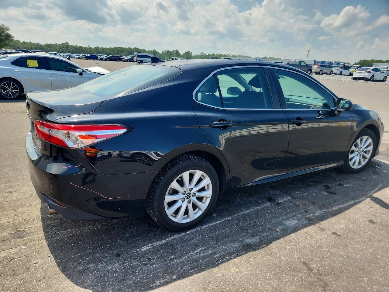 2019 TOYOTA CAMRY