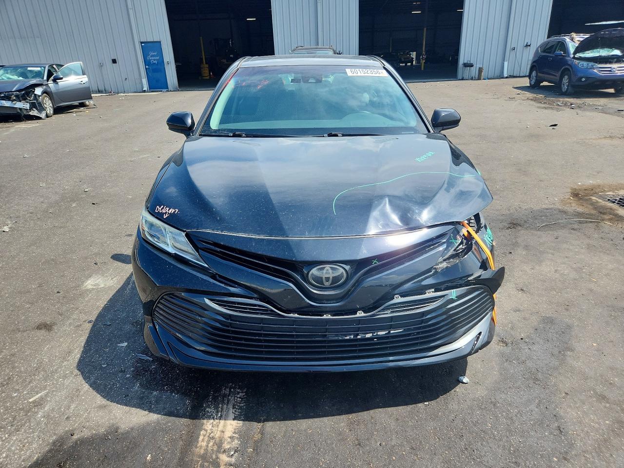 2019 TOYOTA CAMRY