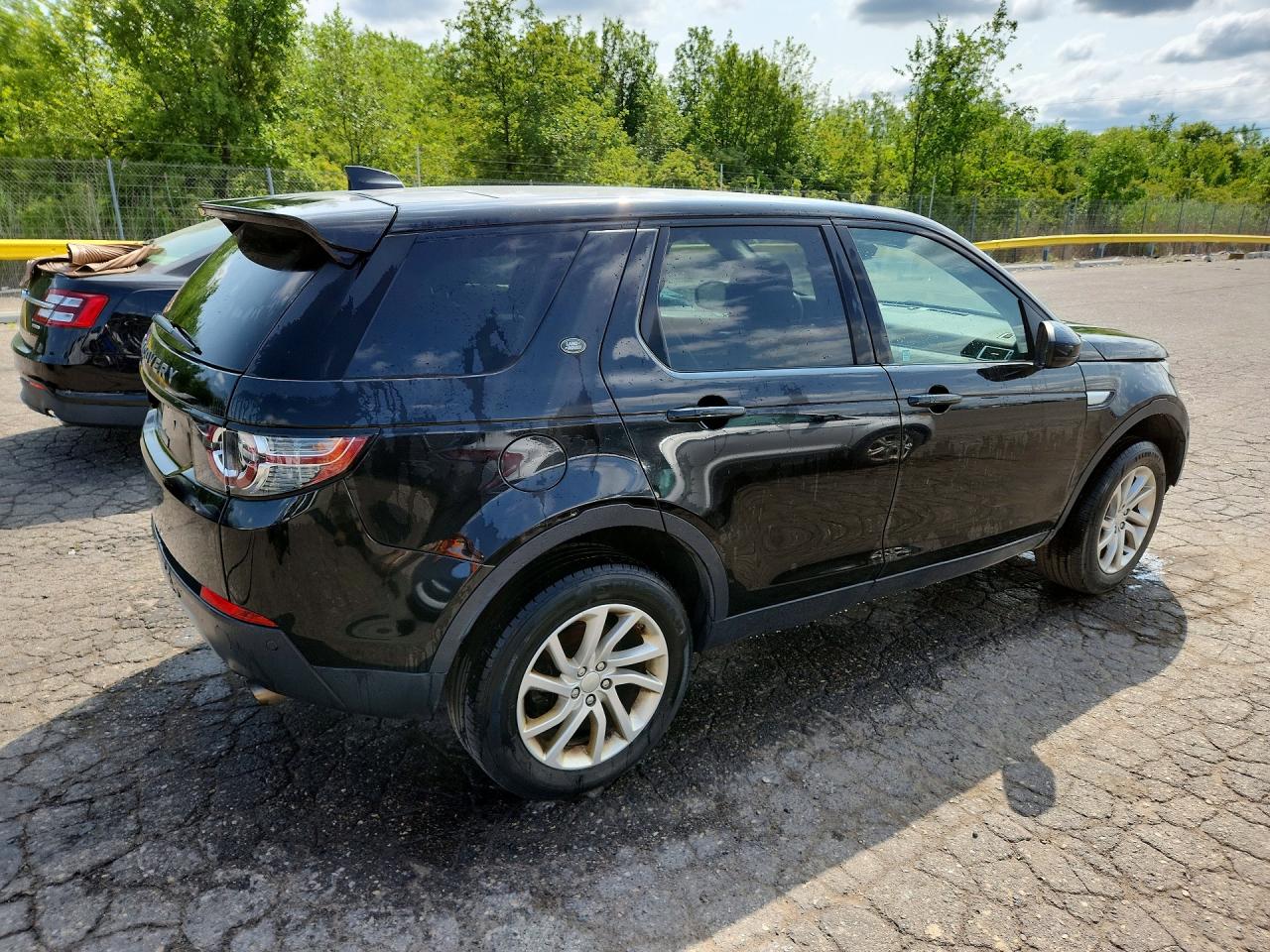 2017 LAND ROVER DISCOVERY