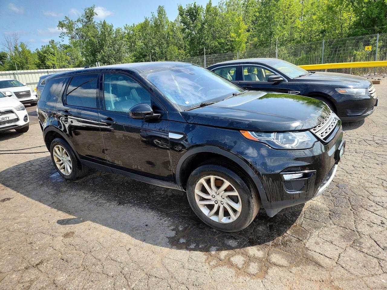 2017 LAND ROVER DISCOVERY
