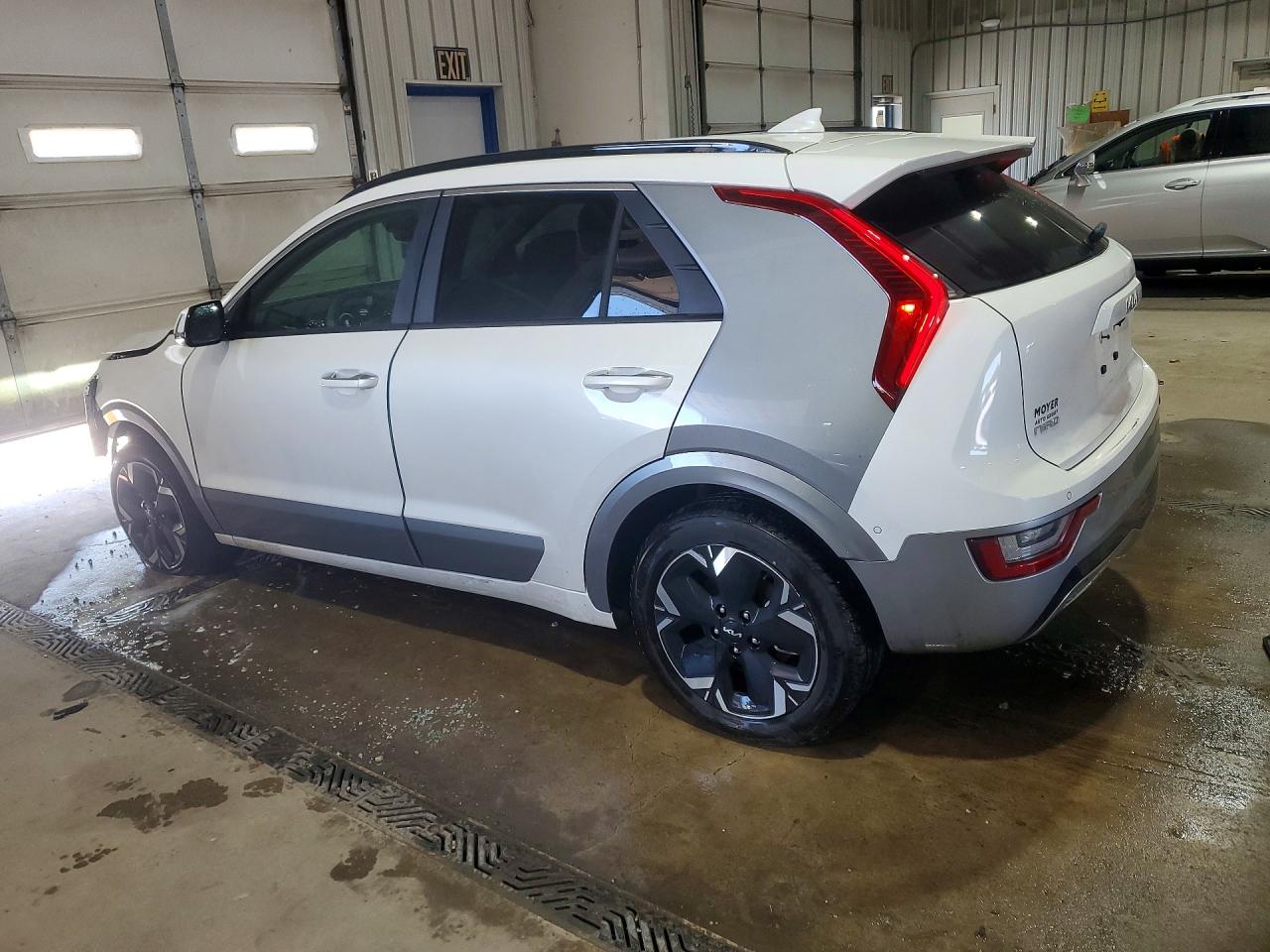 2025 KIA NIRO