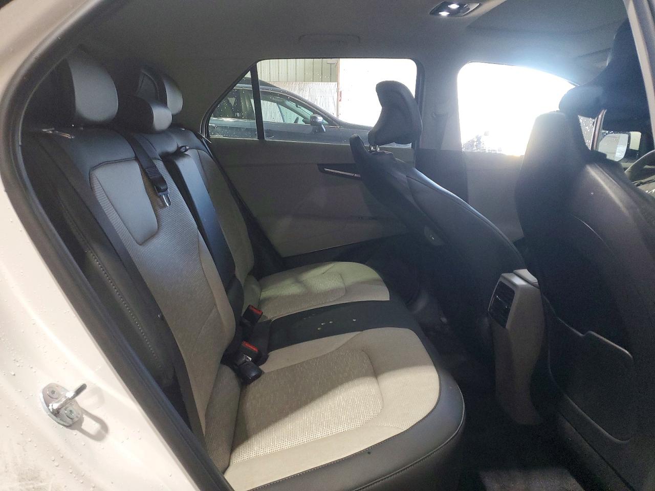 2025 KIA NIRO