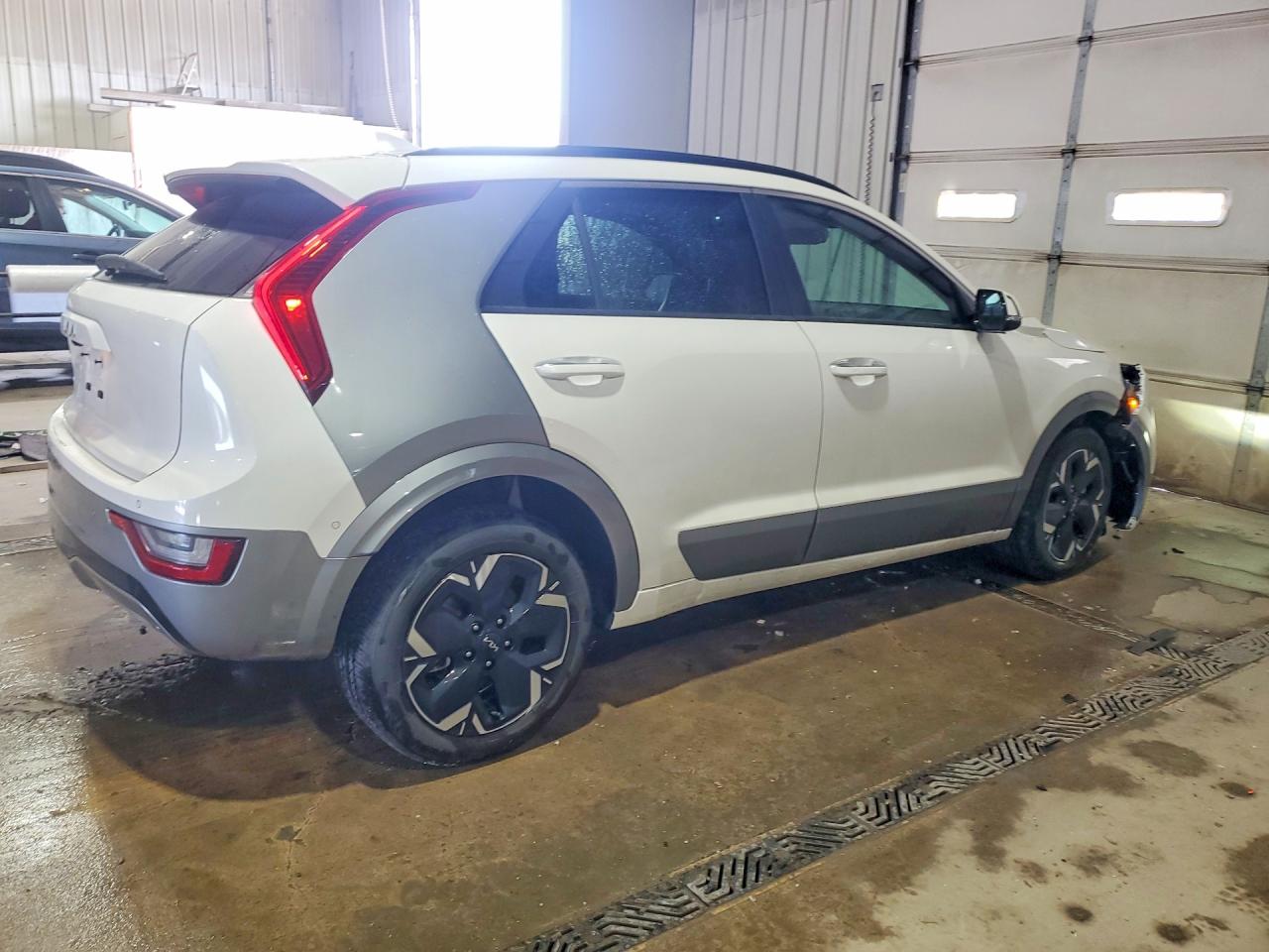 2025 KIA NIRO