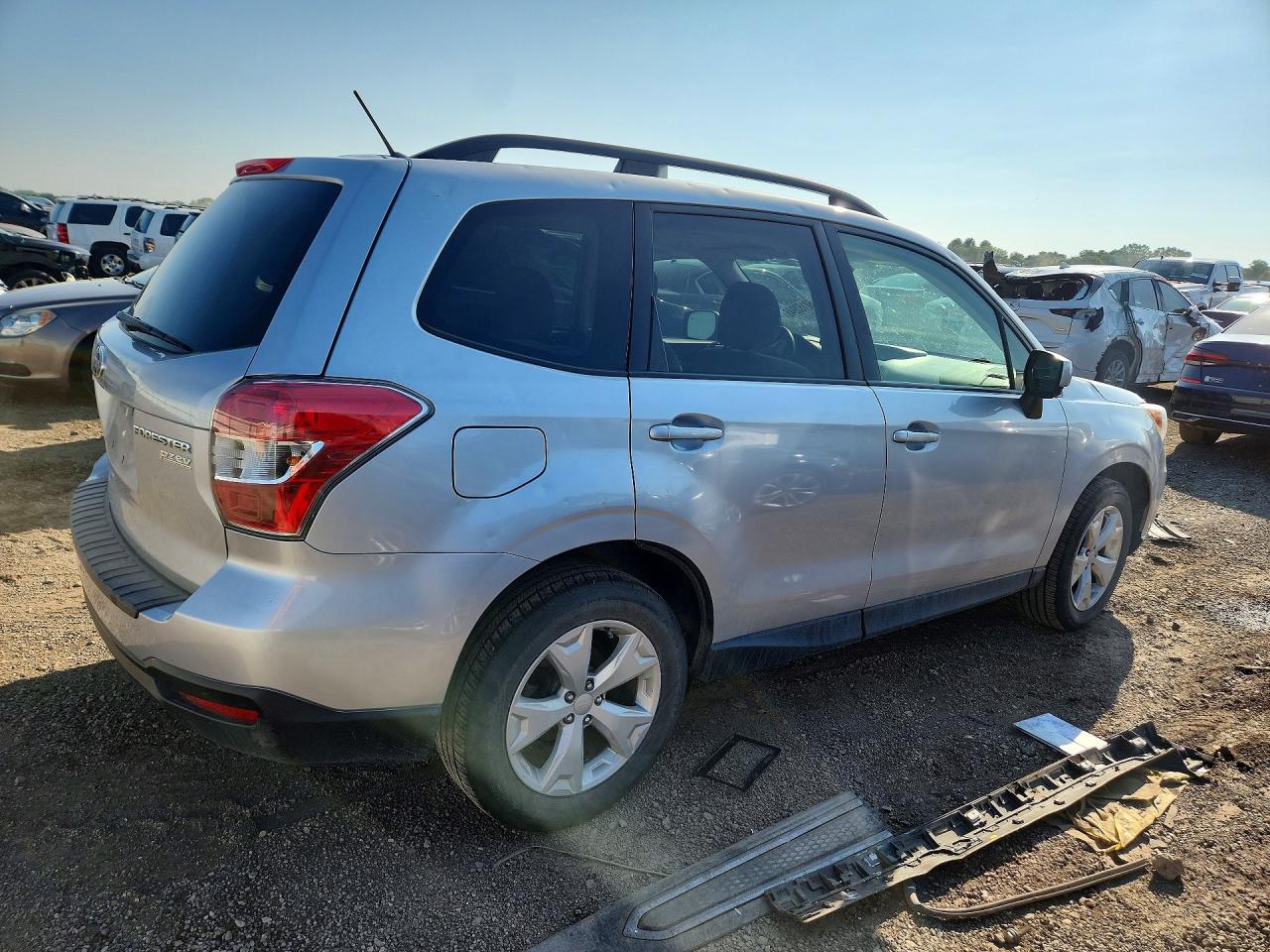 2015 SUBARU FORESTER
