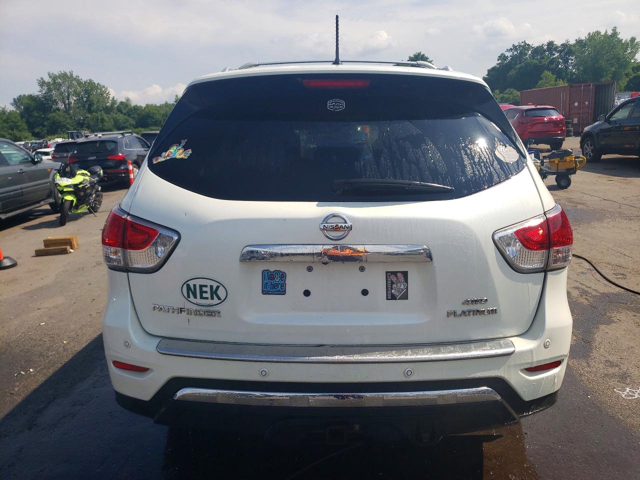 2015 NISSAN PATHFINDER