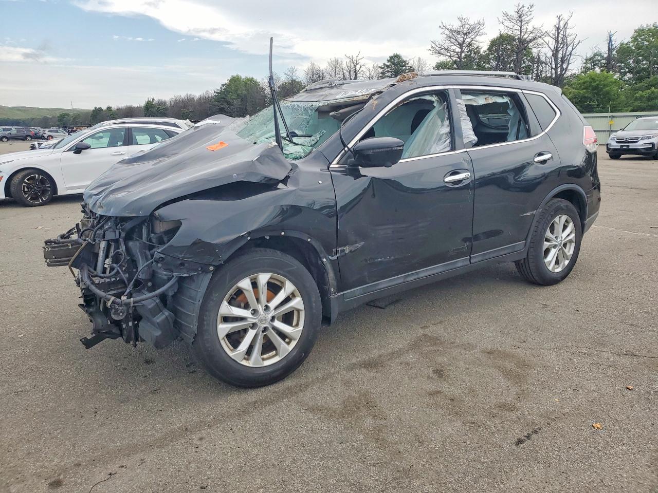 2016 NISSAN ROGUE