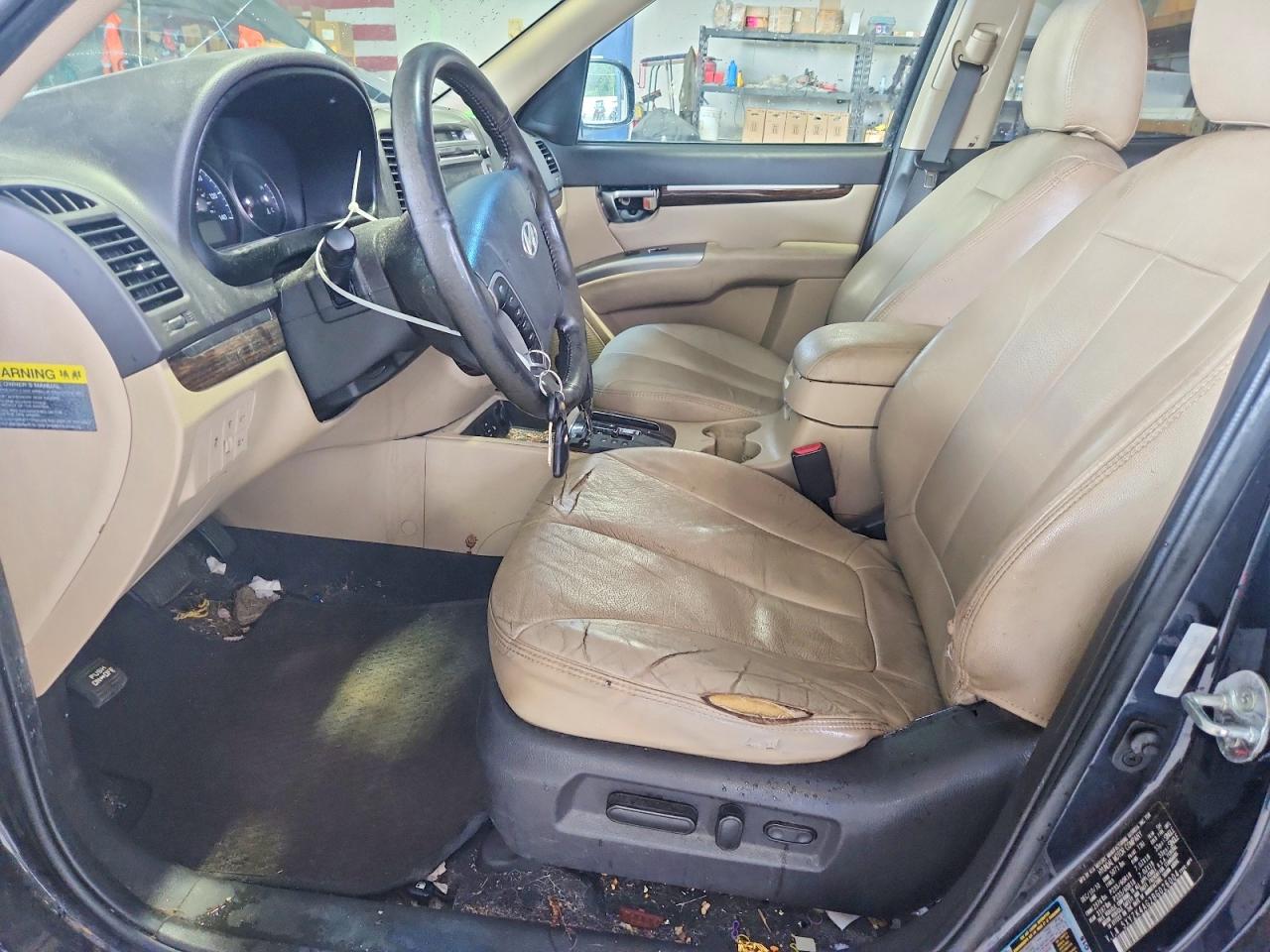 2011 HYUNDAI SANTA FE