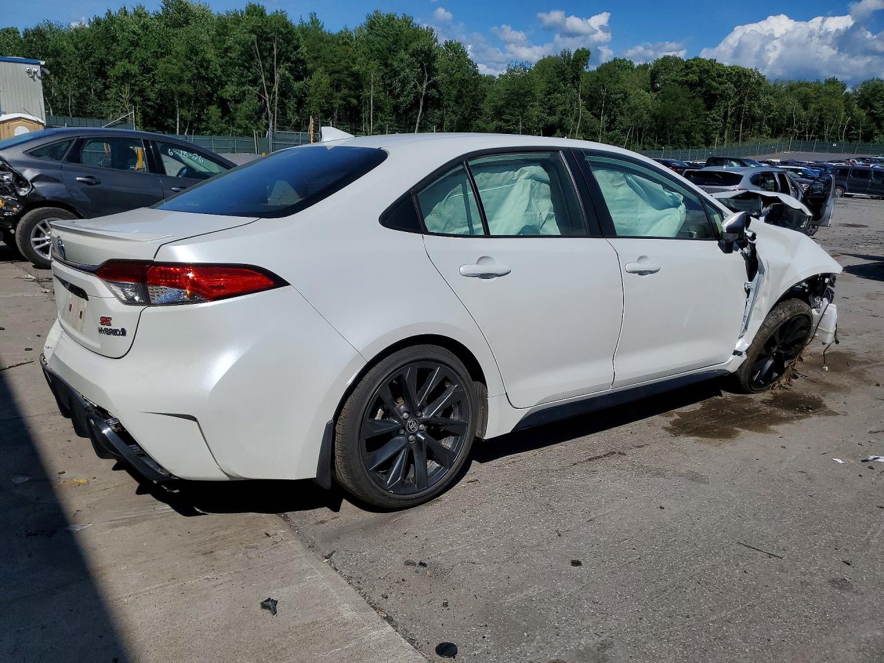 2024 TOYOTA COROLLA