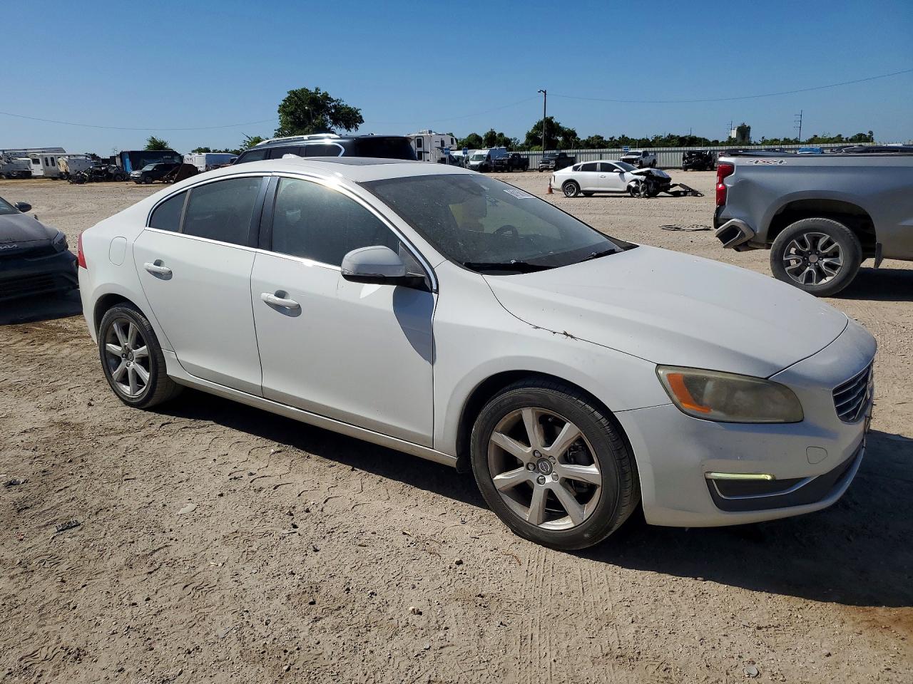 2016 VOLVO S60