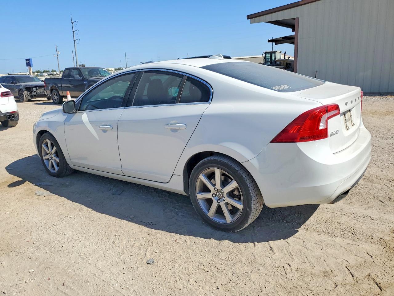 2016 VOLVO S60