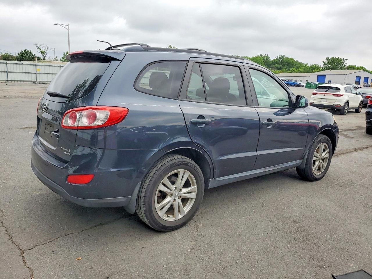 2011 HYUNDAI SANTA FE