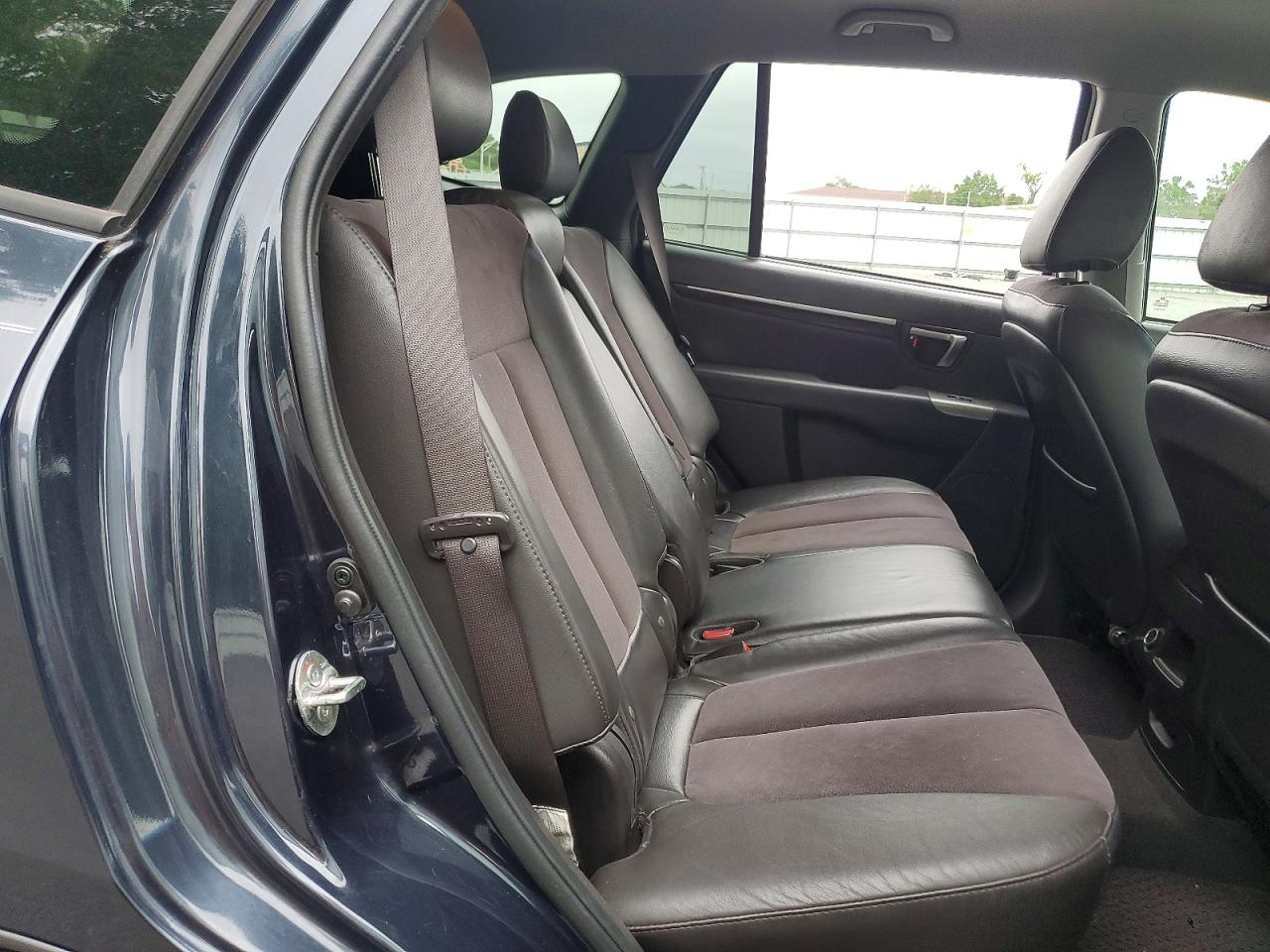 2011 HYUNDAI SANTA FE
