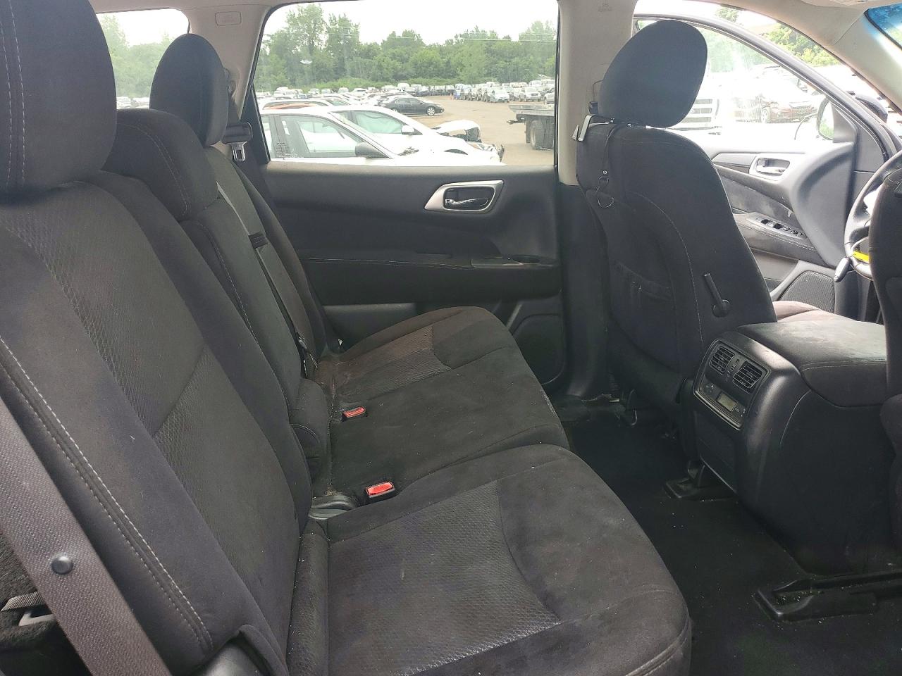 2016 NISSAN PATHFINDER