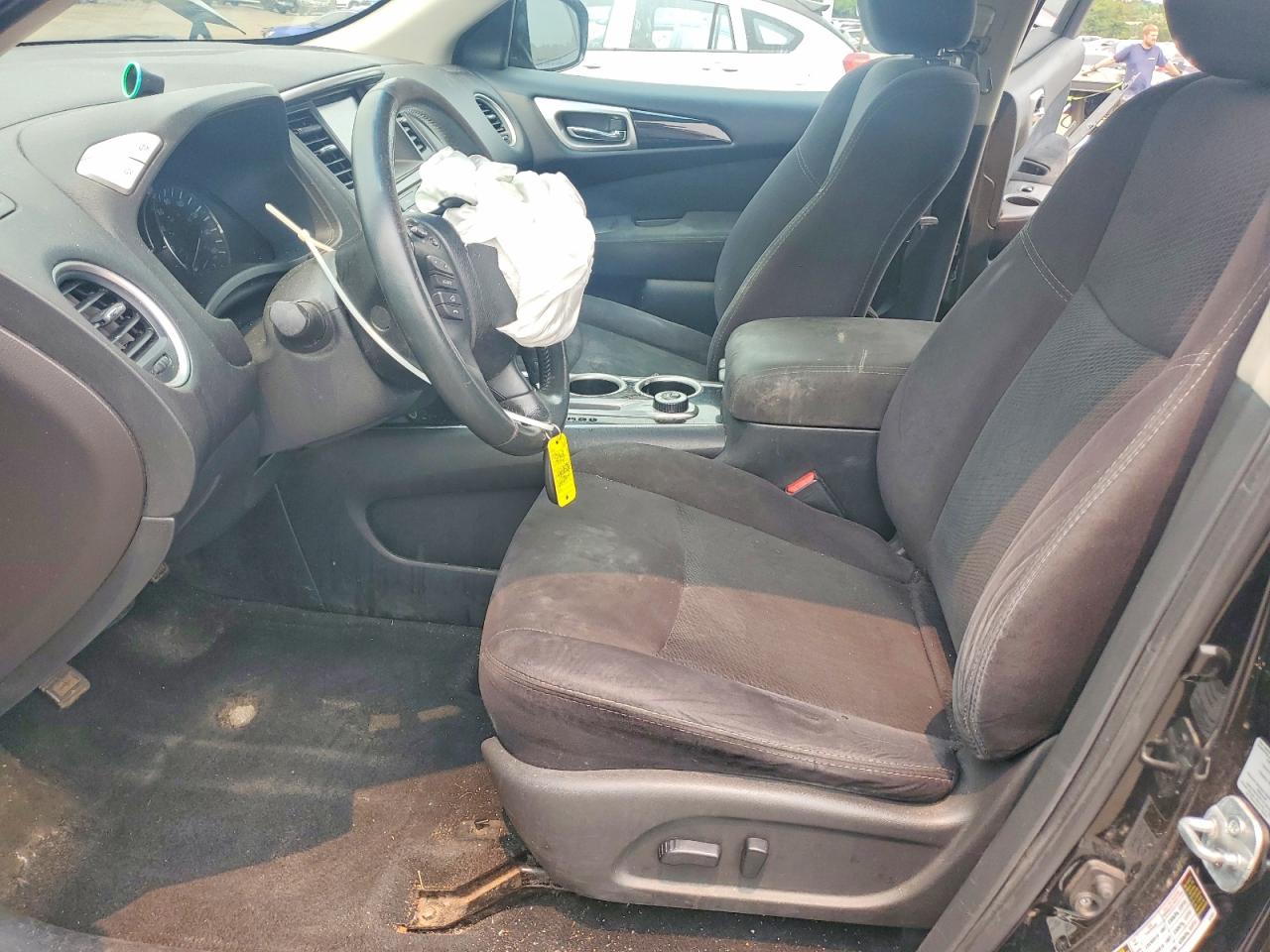 2016 NISSAN PATHFINDER