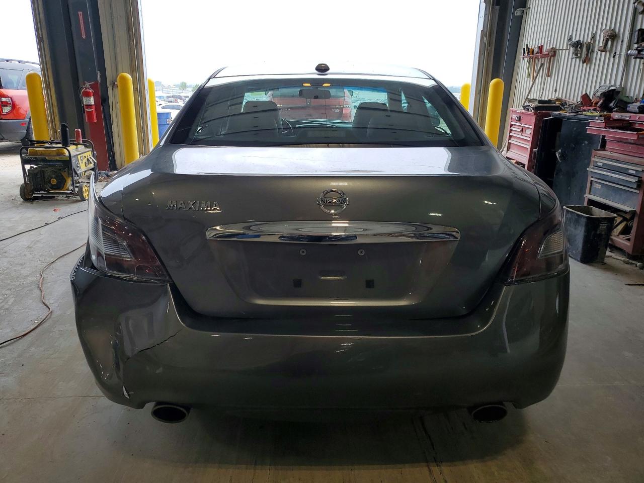 2014 NISSAN MAXIMA
