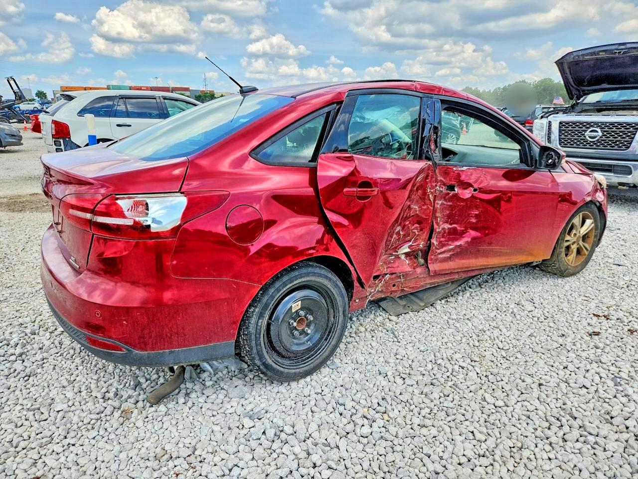 2016 FORD FOCUS