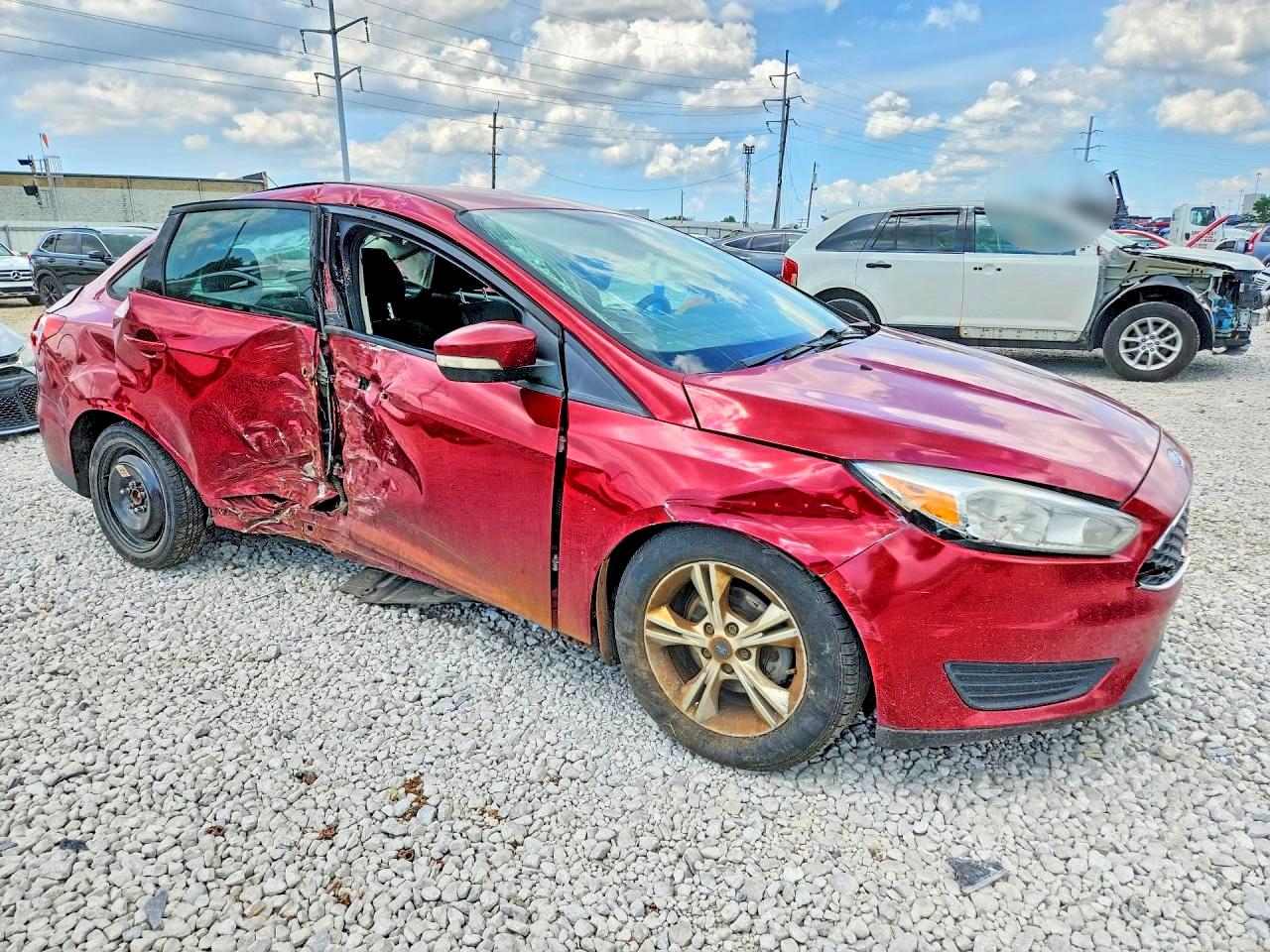 2016 FORD FOCUS