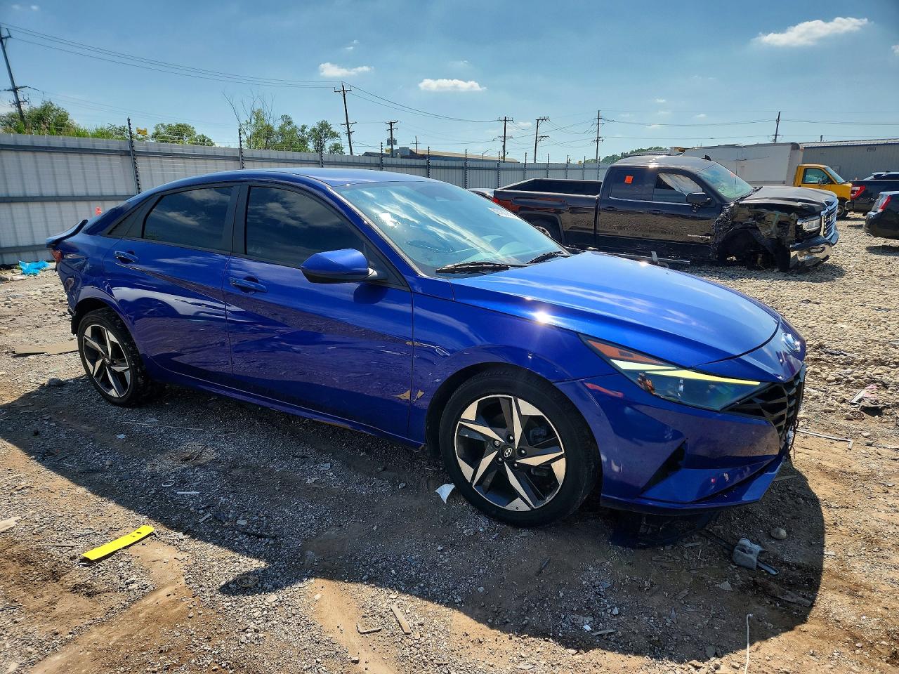 2023 HYUNDAI ELANTRA