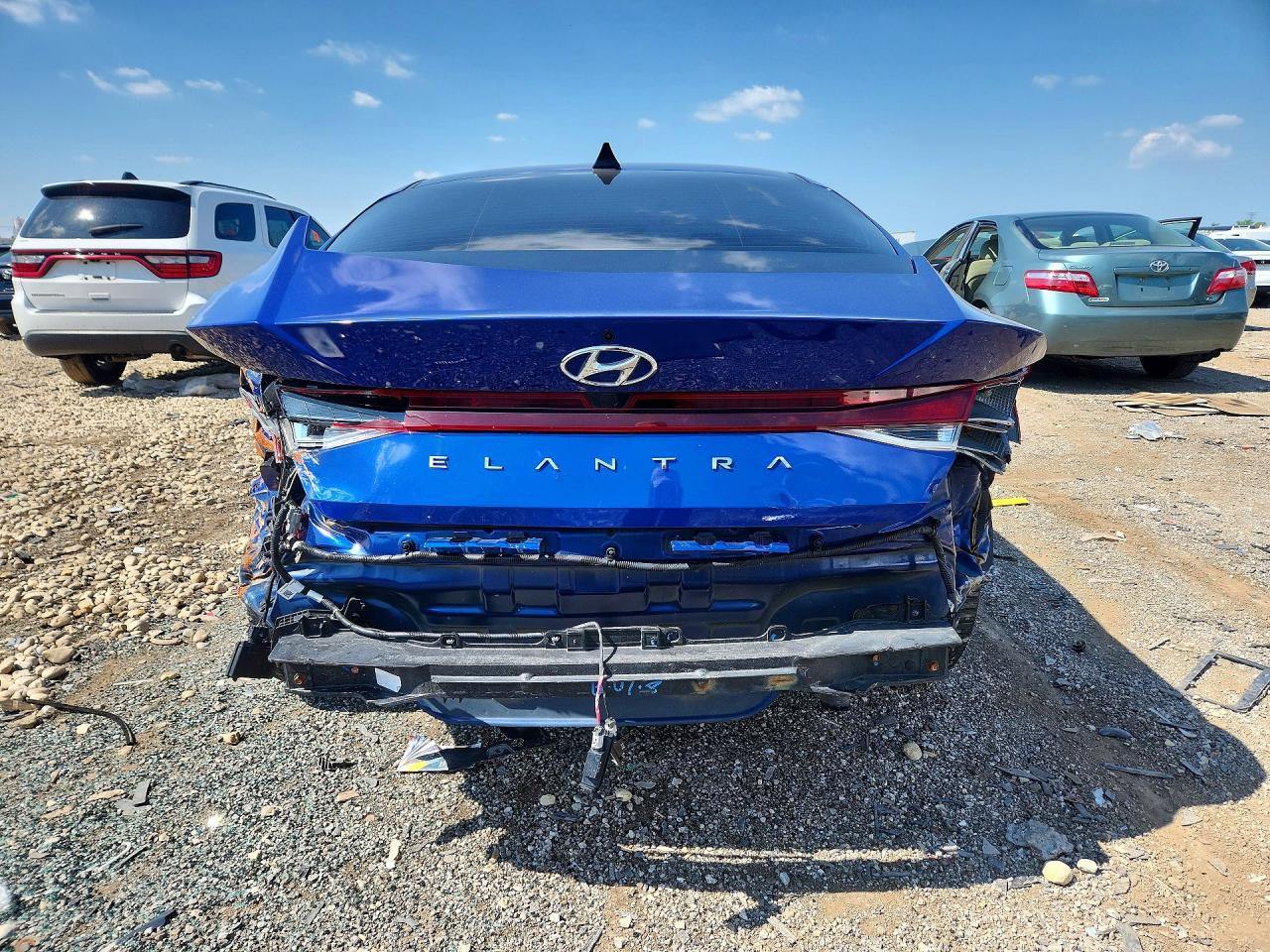 2023 HYUNDAI ELANTRA