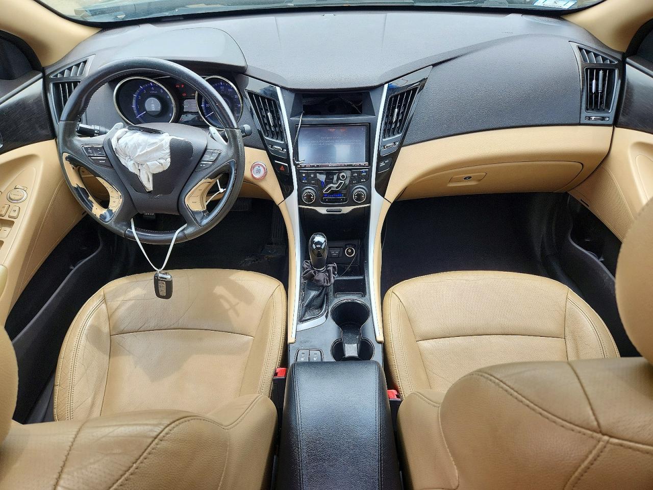 2011 HYUNDAI SONATA