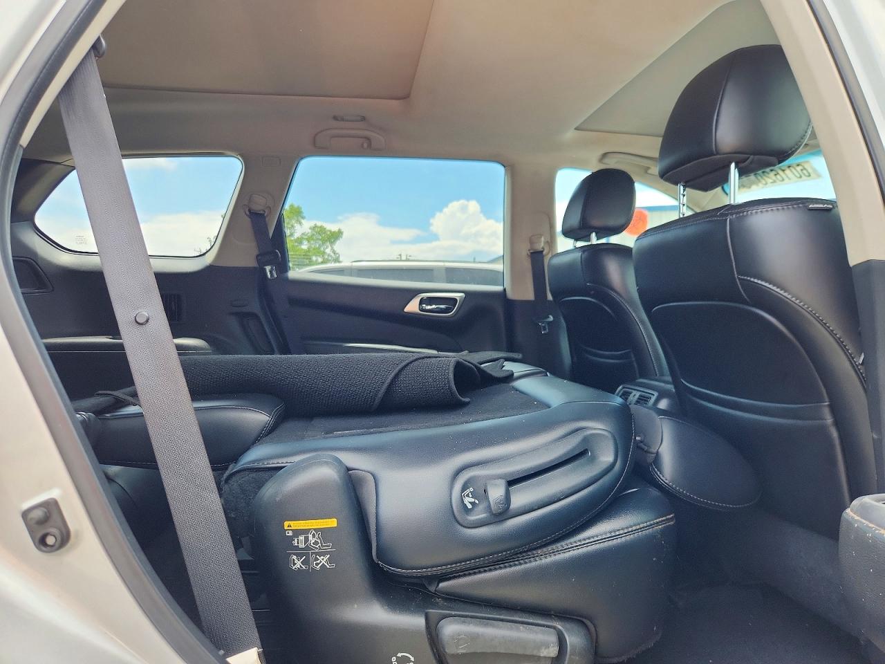 2017 NISSAN PATHFINDER