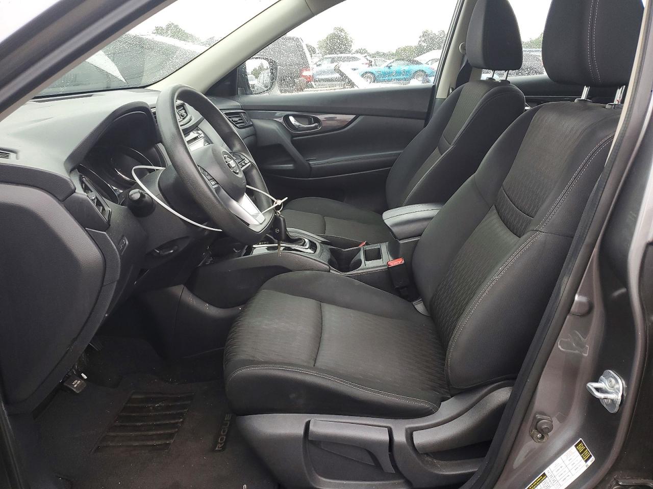 2017 NISSAN ROGUE