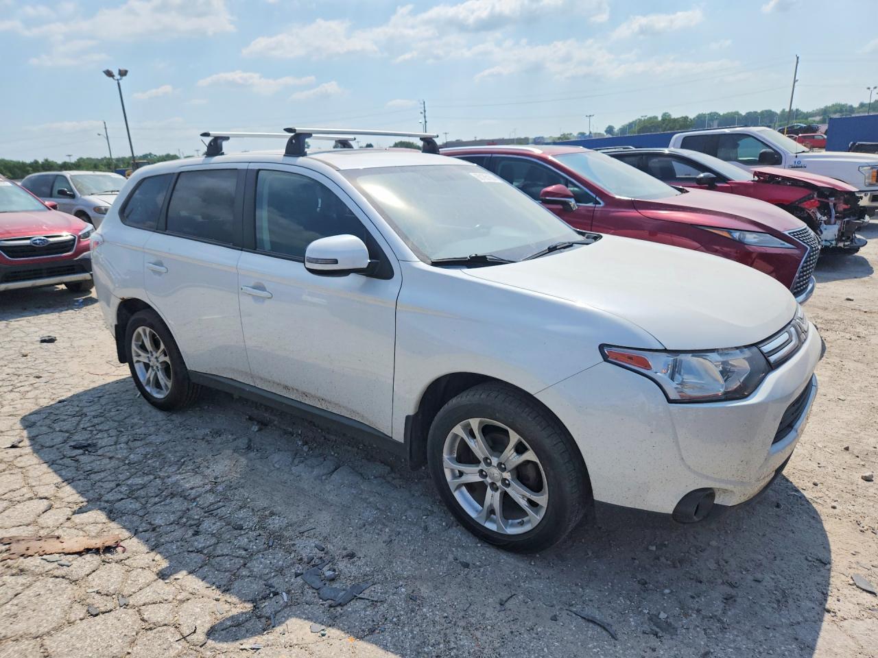 2014 MITSUBISHI OUTLANDER