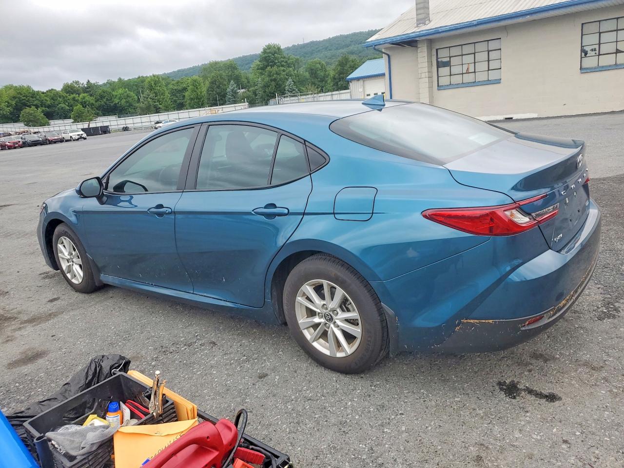 2025 TOYOTA CAMRY