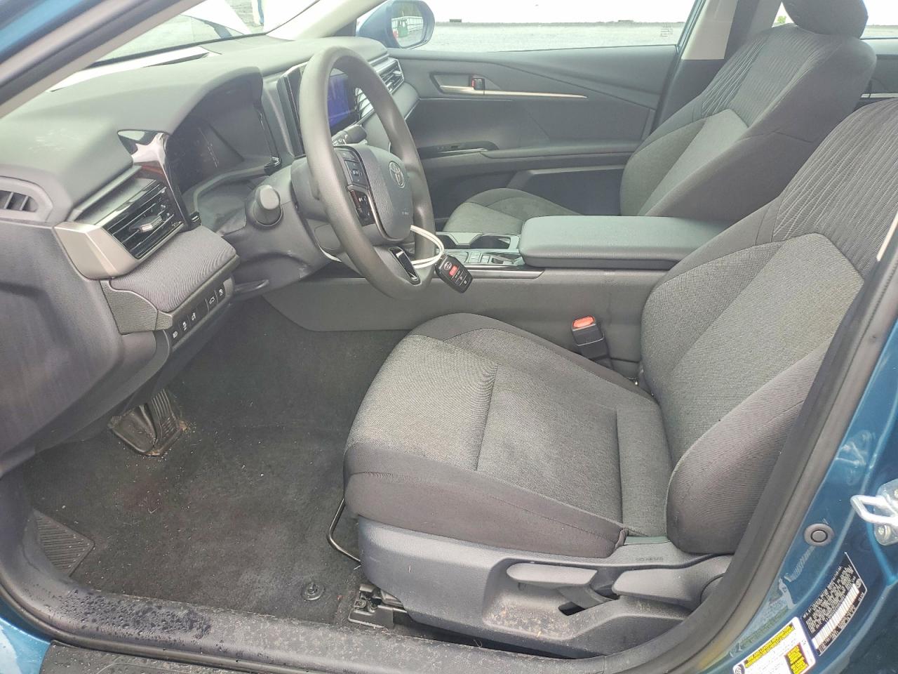 2025 TOYOTA CAMRY