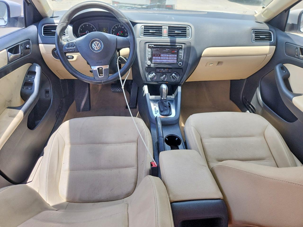 2012 VOLKSWAGEN JETTA