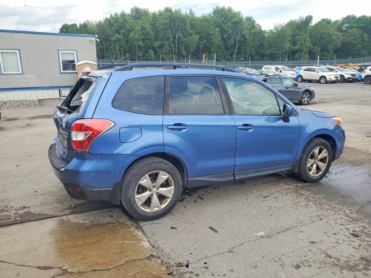 2015 SUBARU FORESTER
