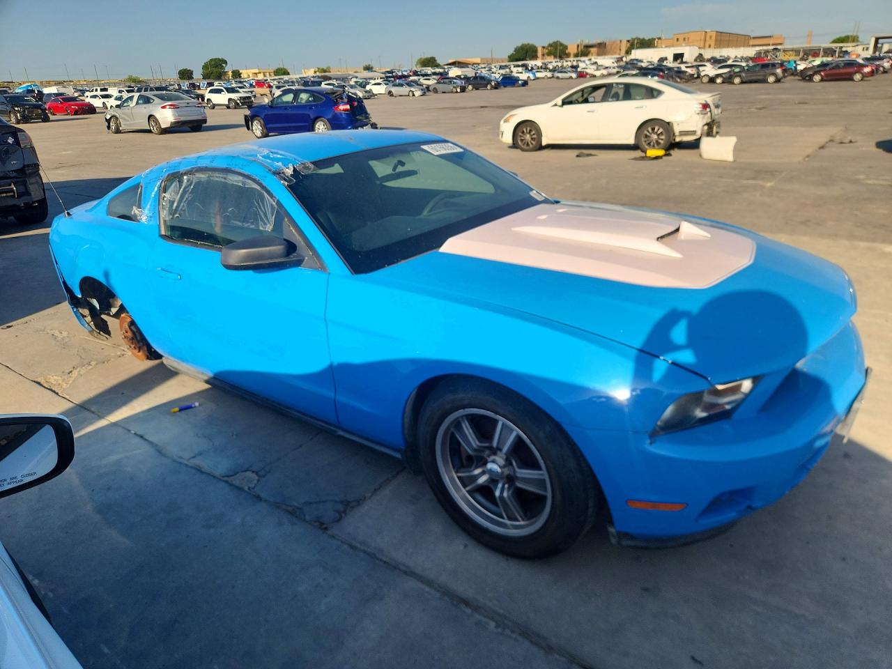 2011 FORD MUSTANG