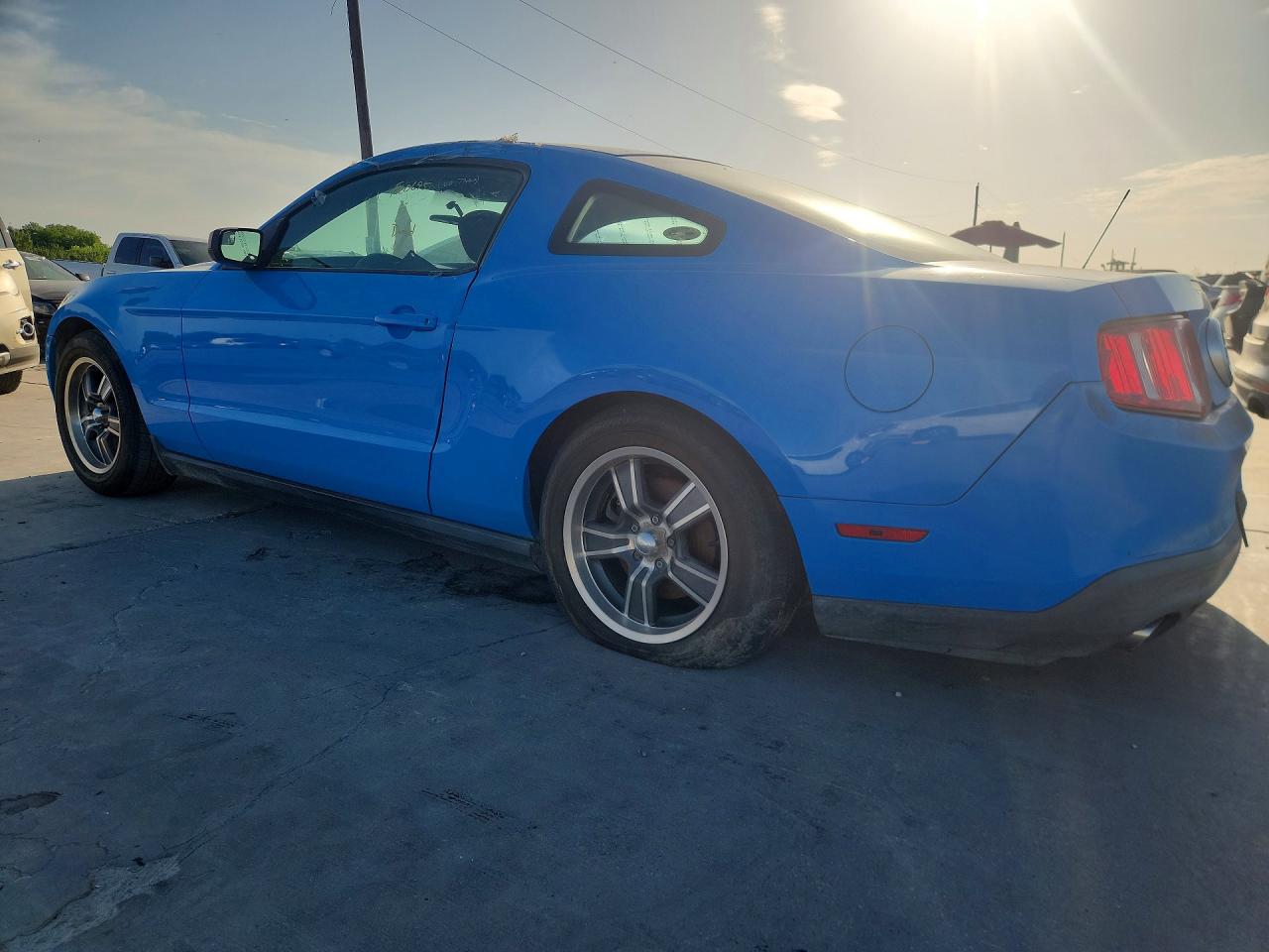 2011 FORD MUSTANG