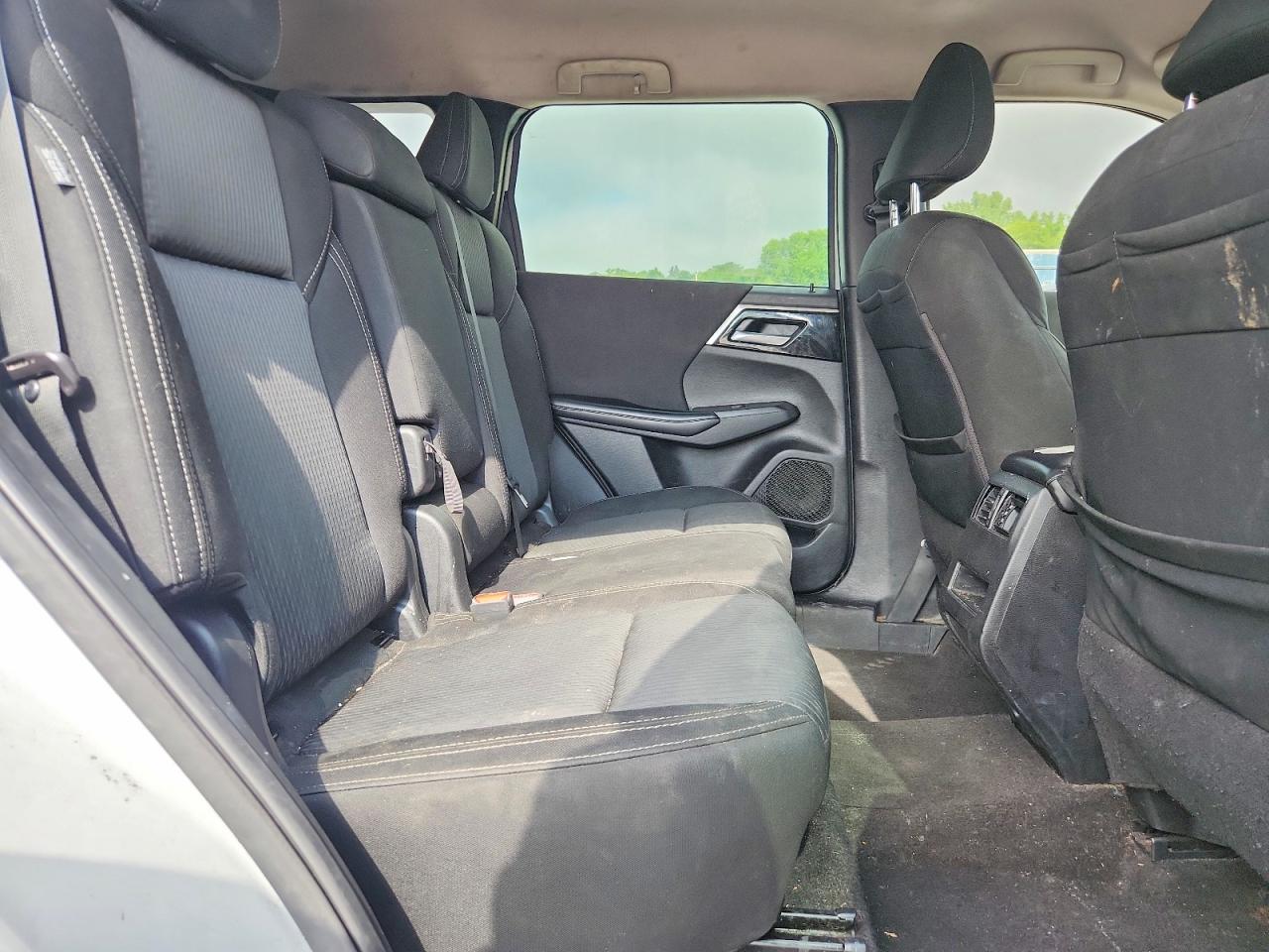 2022 MITSUBISHI OUTLANDER