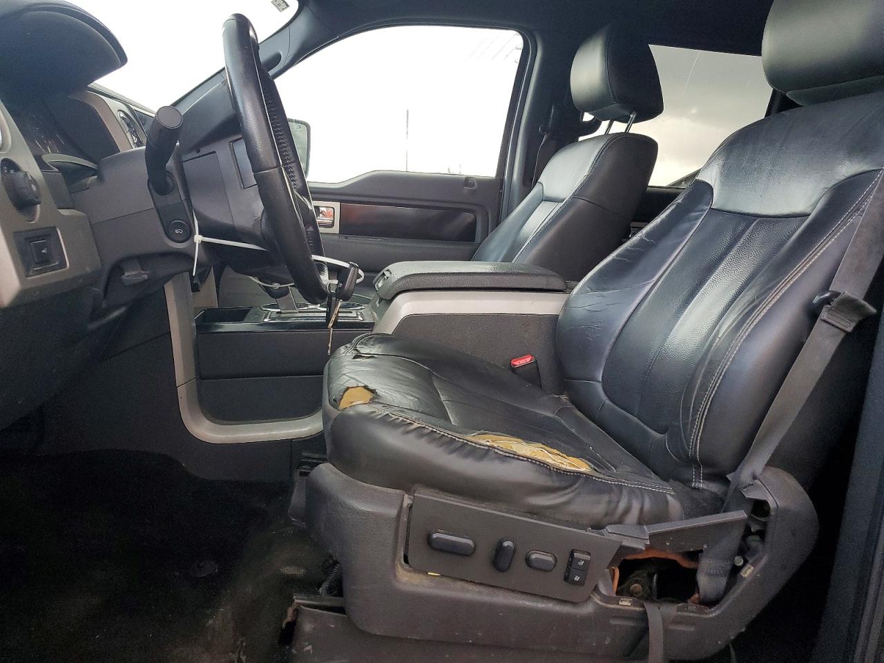2011 FORD F150