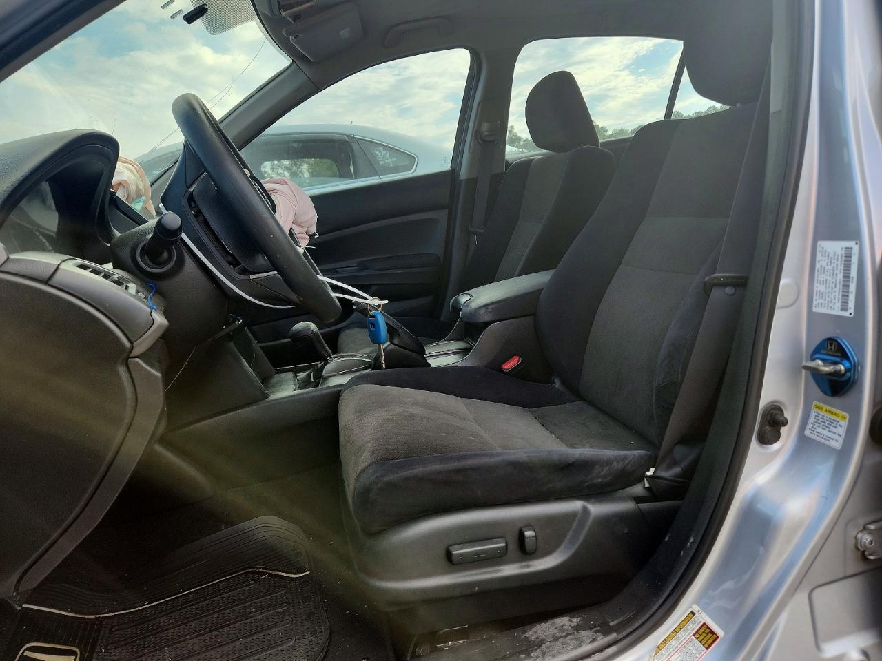 2010 HONDA ACCORD