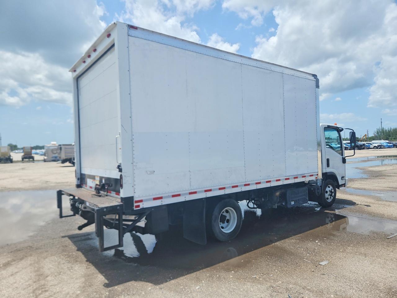 2019 ISUZU NPR
