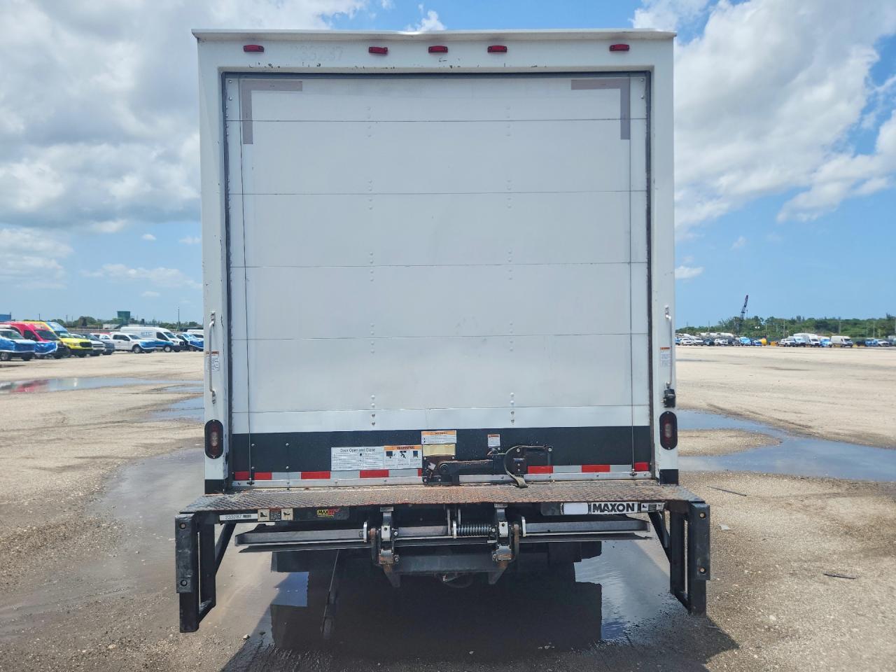 2019 ISUZU NPR