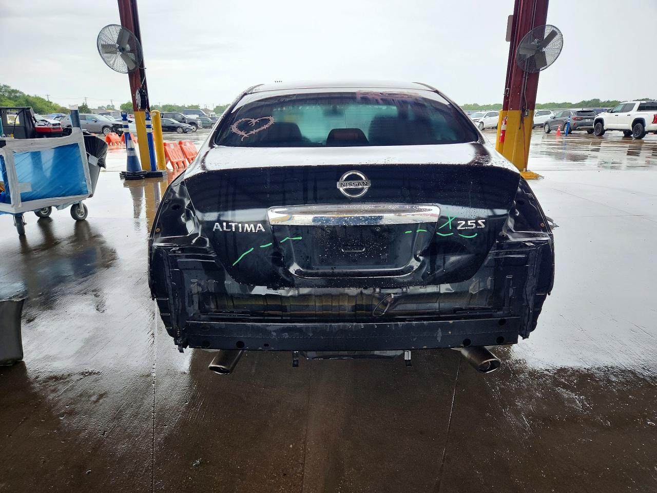 2011 NISSAN ALTIMA