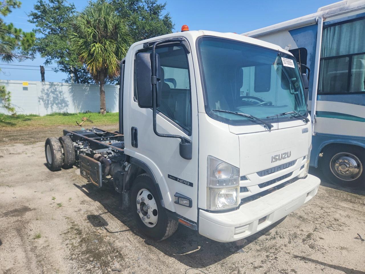 2016 ISUZU NPR