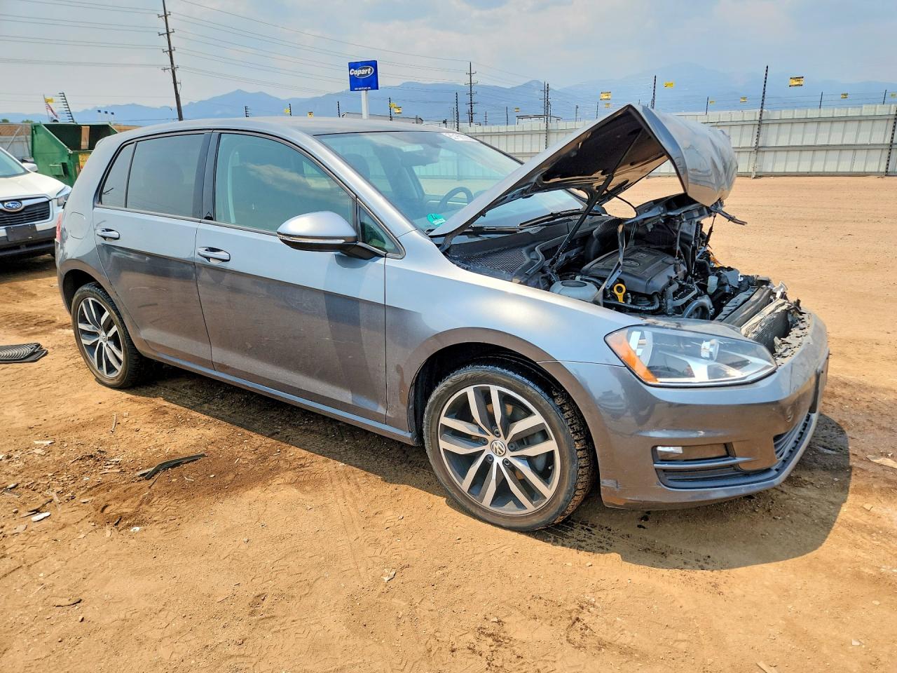 2017 VOLKSWAGEN GOLF