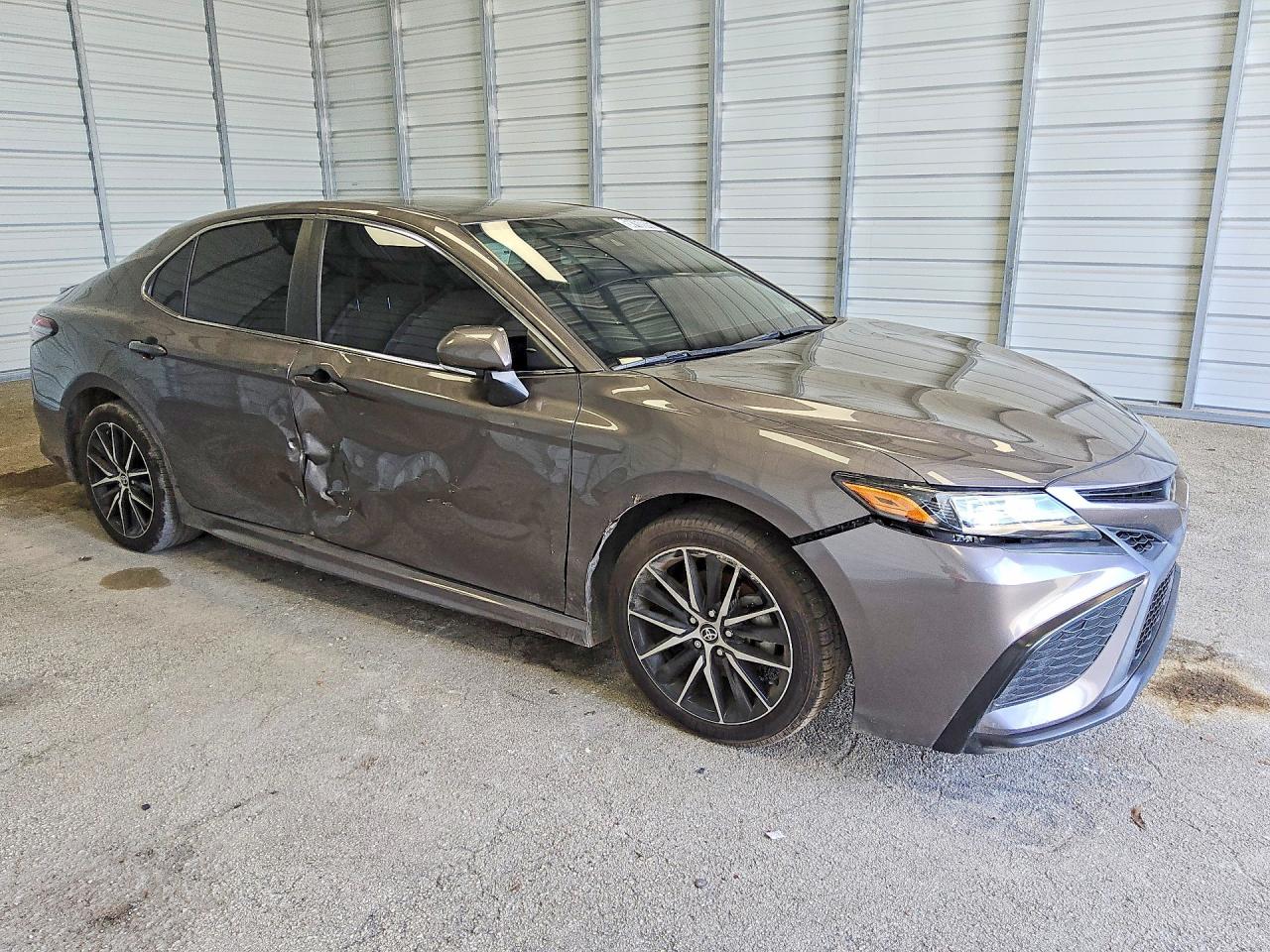 2024 TOYOTA CAMRY