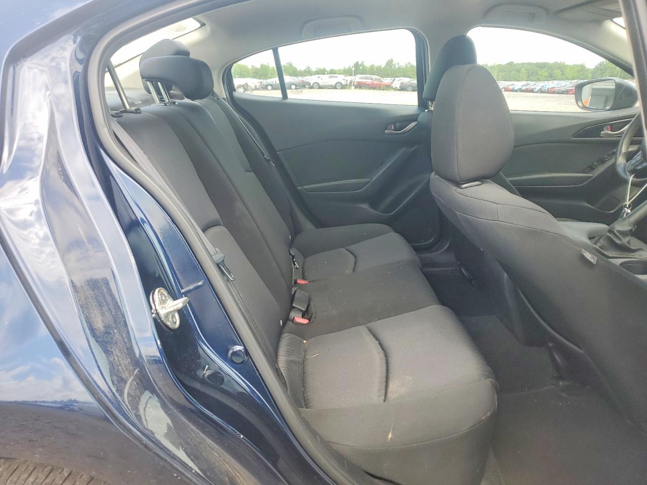 2016 MAZDA 3